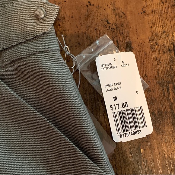 👍 Forever 21 Dressy skirt - Picture 2 of 4